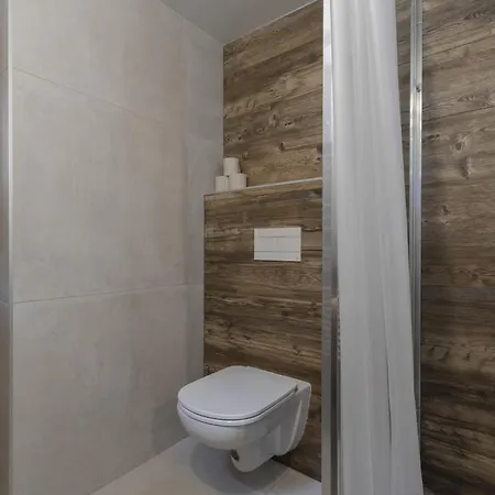 Pierre Belle - 80m2 - Grande Terrasse Et Jardin Appartement